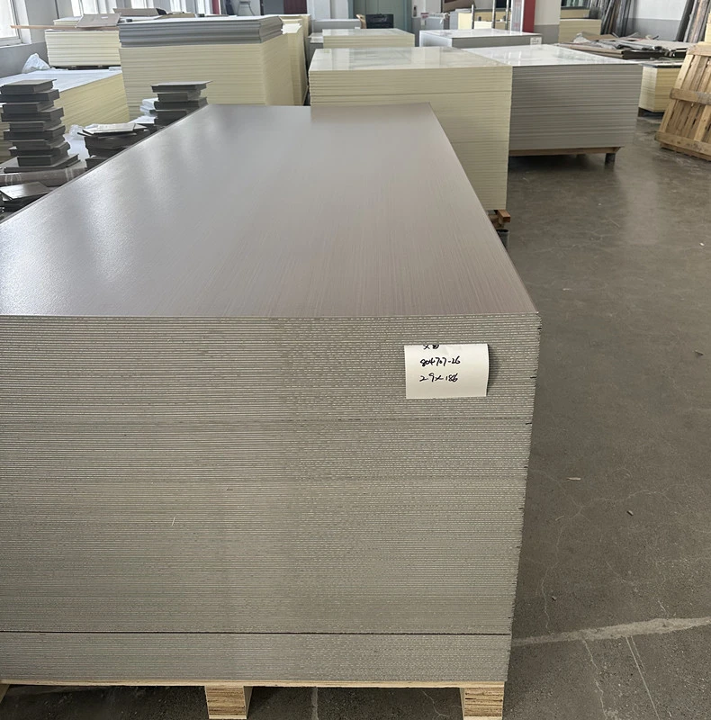 LIGHTWEIGHT PVC FOAM BOARD